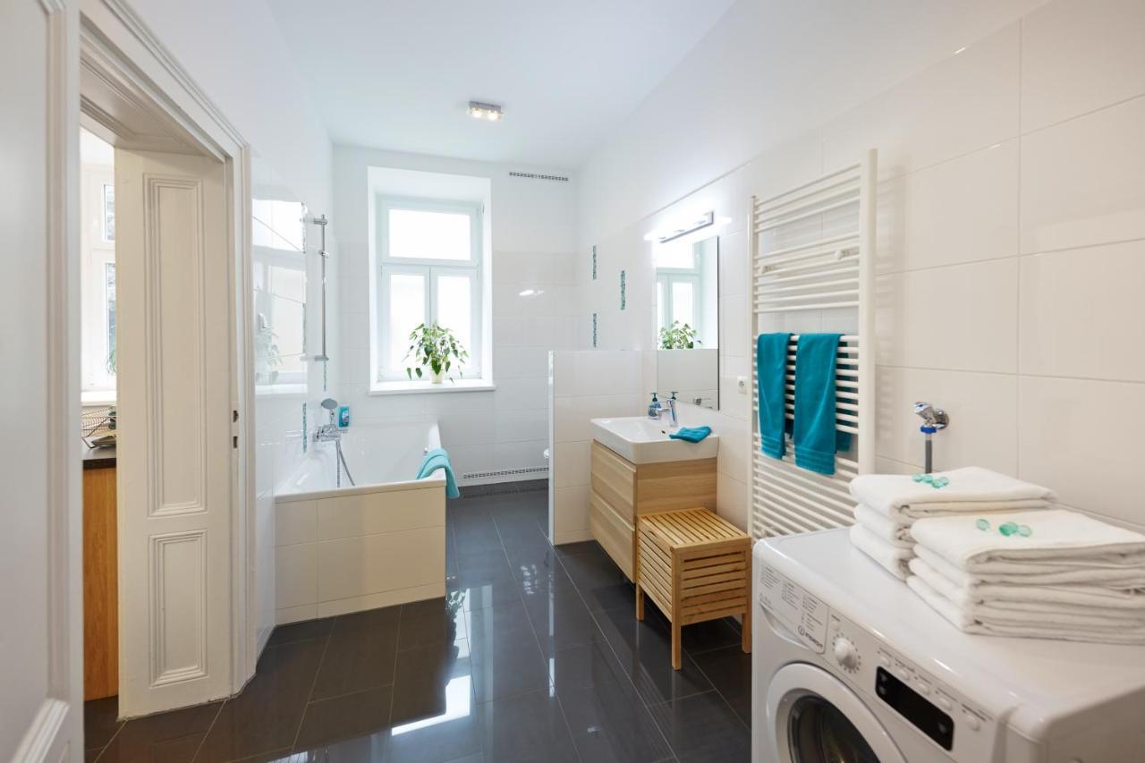 Stadthalle - Familycityapartment Vídeň Exteriér fotografie