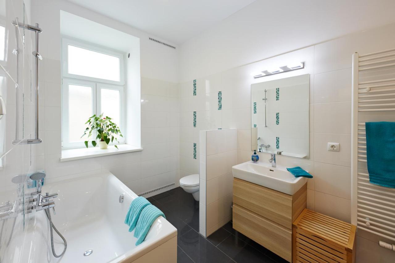 Stadthalle - Familycityapartment Vídeň Exteriér fotografie